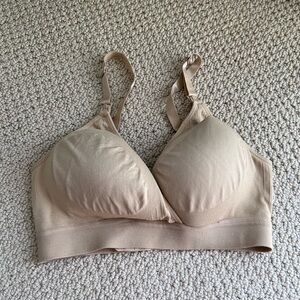 Seamless Tan Bra